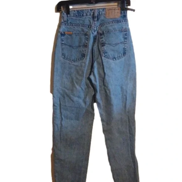 Vintage/ retro Jordache jeans. 25 inch waist, super high rise. Fantastic! - Picture 3 of 12